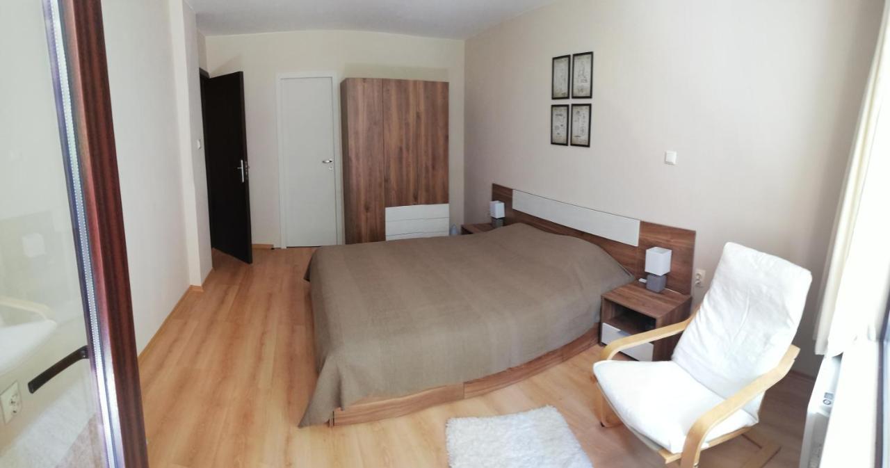 Dobi'S Apartment Elit47 At Elit פמפורובו מראה חיצוני תמונה