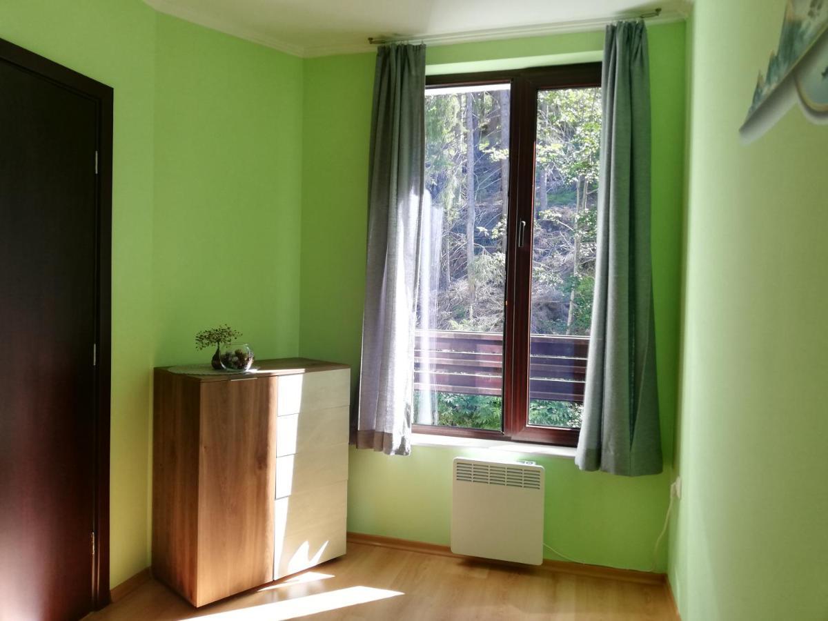 Dobi'S Apartment Elit47 At Elit פמפורובו מראה חיצוני תמונה